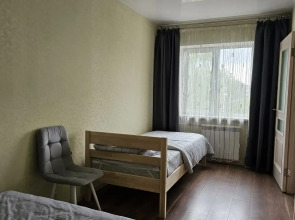 Квартира Уютная 2-х. комнатная квартира в самом центре города рядом с ПетрГУ