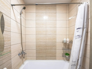 Апартаменты TopHouse на Можжевеловой 18, 1 этаж