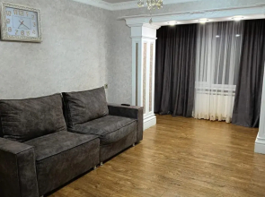 Dvukhkomnatnaya V Tsentre Kislovodska Apartments