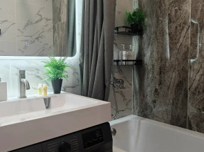 Квартира Граф Хаус 80