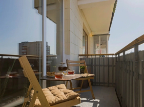 Uyutnye Apartamenty Na Zakharova V Tikhom Tsentre S Terrasoy Flat