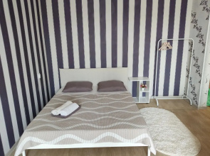 Na Ulitse Lutova Flat