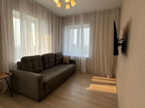 Апартаменты Светлые в Новостройке на Толстого