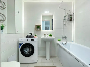 Апартаменты Sunny Days Apartment Оранж Парк