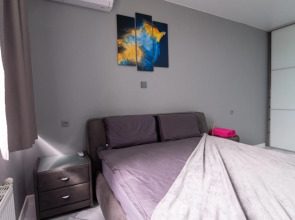 Апартаменты Hedonism Aparts со Стильным Ремонтом в Тихом Районе