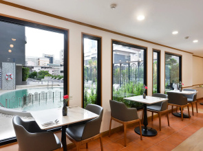 Отель Oakwood Hotel&Residence Bangkok