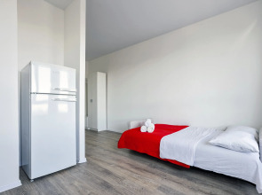 Апартаменты MaxRealty24 Просторная 16