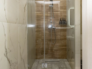 Апартаменты Patrokl Green House