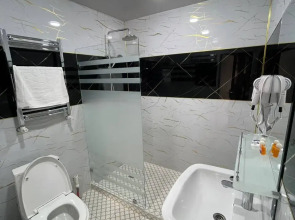 Отель Status Inn