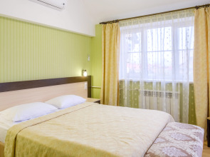 Отель Славия