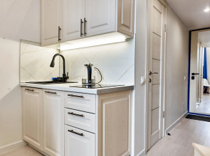 Апартаменты EasyGuest в ЖК Бизнес-класса "Loft Fm"