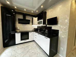 Квартира Магирус с Парящей Кроватью и Джакузи