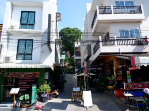Kata Beachwalk Hotel