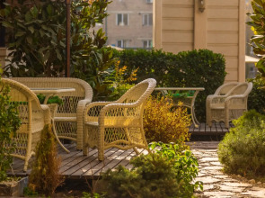 Отель Dilimah Premium Luxury