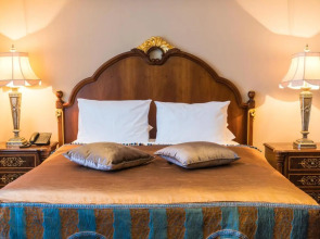 Отель Интурист Палас