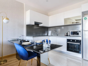 Apartments Grand Residence by NewInn