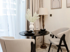 Апартаменты Modern studio in Azizi Riviera