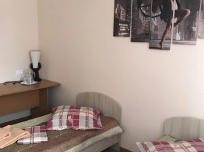 Отель Валери