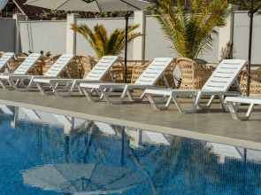 Отель Грейс Бриз