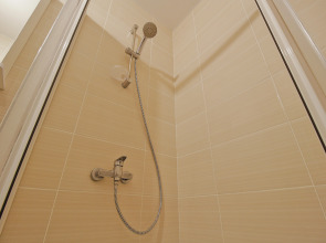 Апартаменты на Тихой