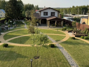 S Baney, Basseynom, Bannym Chanom Private house