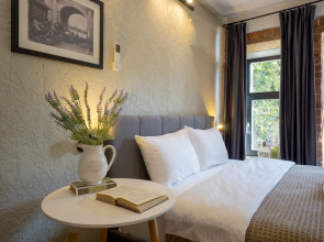 Апарт-Отель Дом с Гаргульями