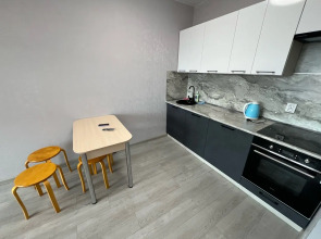 Квартира Камбарская 94