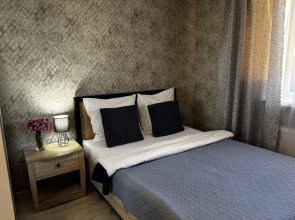 Kvartirnyy vopros vblizi ot tsentra vdali ot suety Flat