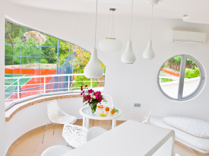 Rackethouse Apartments