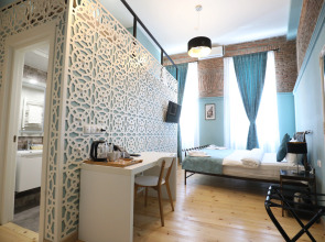 Отель История Тбилиси