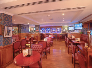 Arabian Courtyard Hotel & Spa