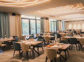 Отель Red Bridge Yerevan