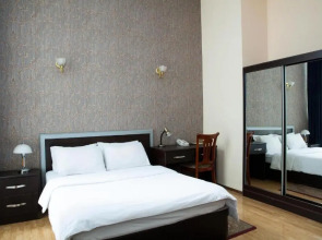 Отель Азкот