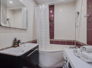 Квартира с Современными Удобствами для Большой Семьи на 43 Армии