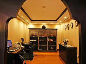 Arabian Courtyard Hotel & Spa