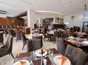 Отель Signature Hotel Al Barsha