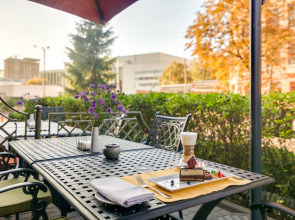 Отель Alfavito Kyiv