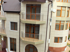 Отель Гермес