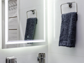 Апартаменты LikeHome Life - Калужская Букинист 2