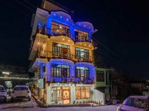 Snow Crest Inn Hotel