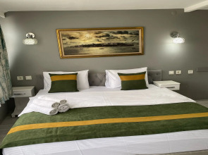 Отель Unique Suite