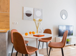 Апартаменты Класса Люкс с Дизайнерским Ремонтом от LetoApart