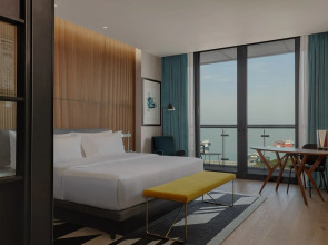 Отель Le Meridian Batumi