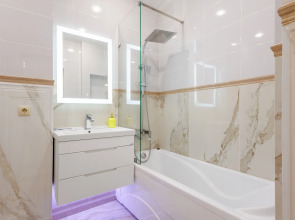 Апартаменты AURA с панорамными окнами и видом на горы