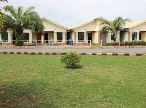 Whispering Palms Hotel and Resort