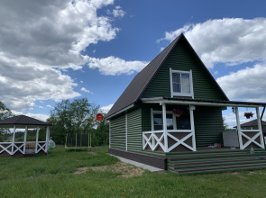 Na Beregu Reki Usadyba Pavlikhino Private house