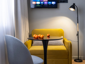 Апартаменты ДВА ГОРОДА - Салют