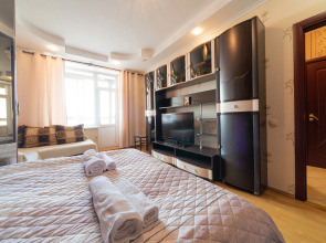 Апартаменты на Богатырском проспекте 26/1