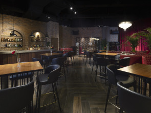 Отель Barceló Al Jaddaf