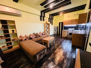 Glendale Hills Tophouse Apartments